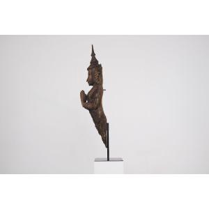 Gardien de temple en bois travaillé, Thaïlande, 18 ème siècle.