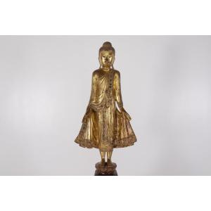 Ancienne sculpture de Bouddha en bois sculpté, Birmanie.