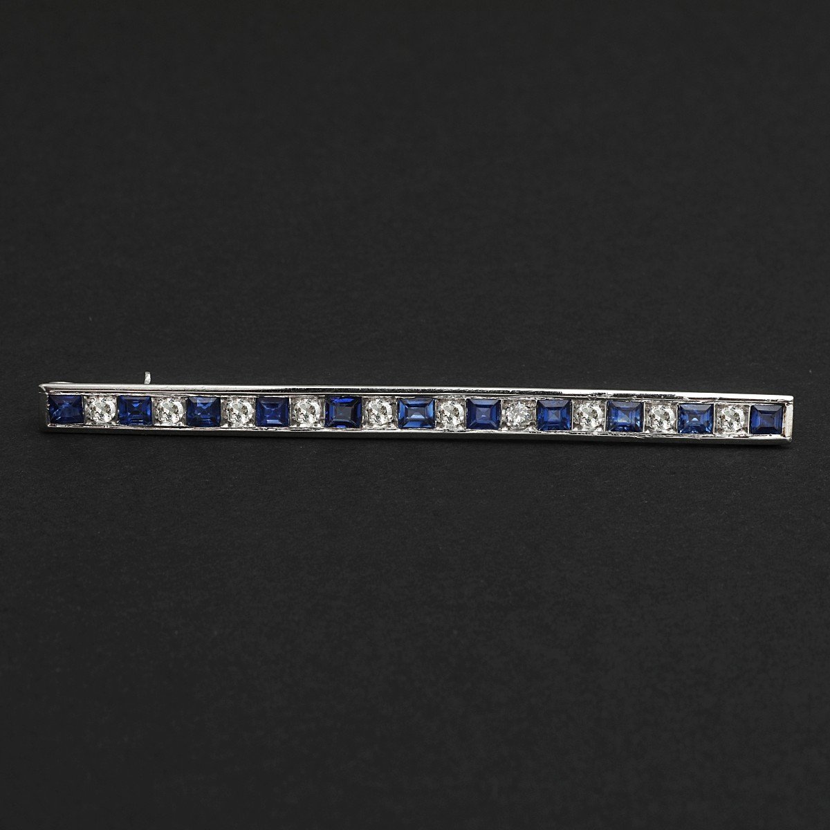 741 – Broche Barrette Saphirs Diamants Art Deco