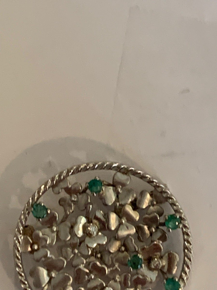 2552– Brooch White Gold Emeralds Diamonds Years 60-photo-3