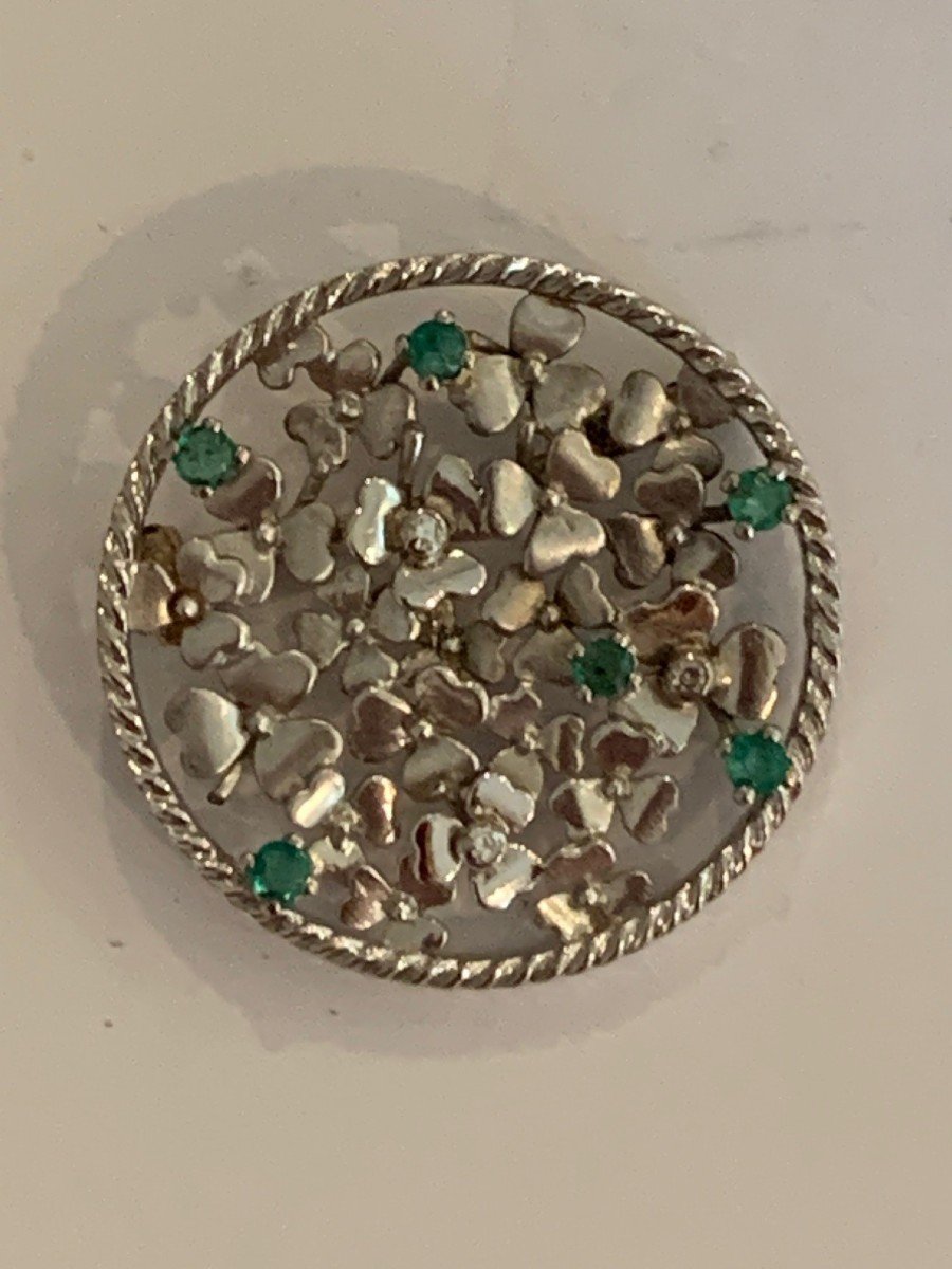 2552– Brooch White Gold Emeralds Diamonds Years 60-photo-4