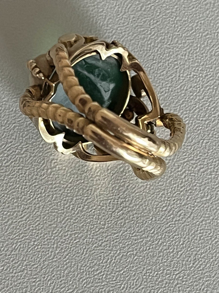 4035– 1950s Green Agate Yellow Gold Ring-photo-4