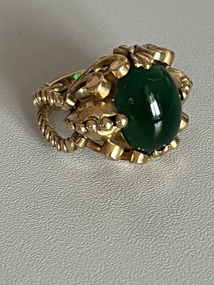 4035– 1950s Green Agate Yellow Gold Ring-photo-2