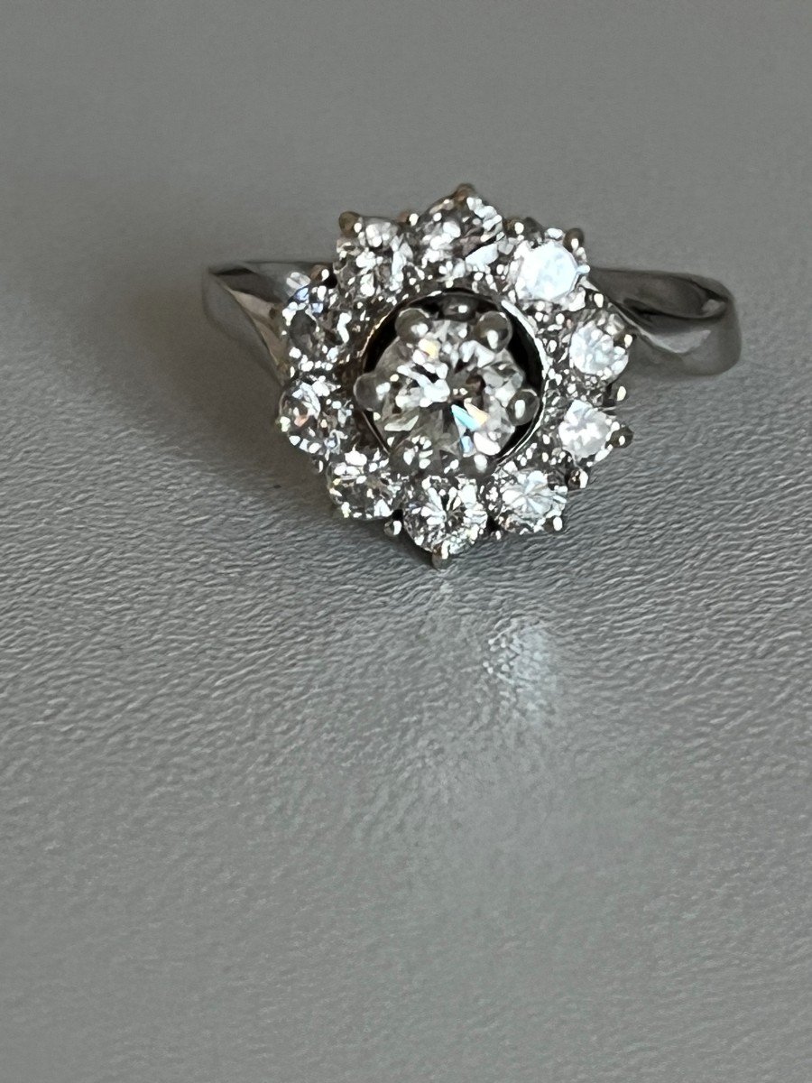 4165– Flower Ring Platinum White Gold Diamonds Years 1970-photo-1
