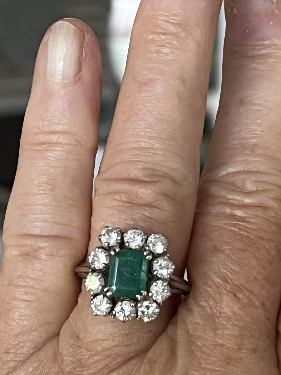 4453– White Gold Platinum Emerald Diamond Ring-photo-2
