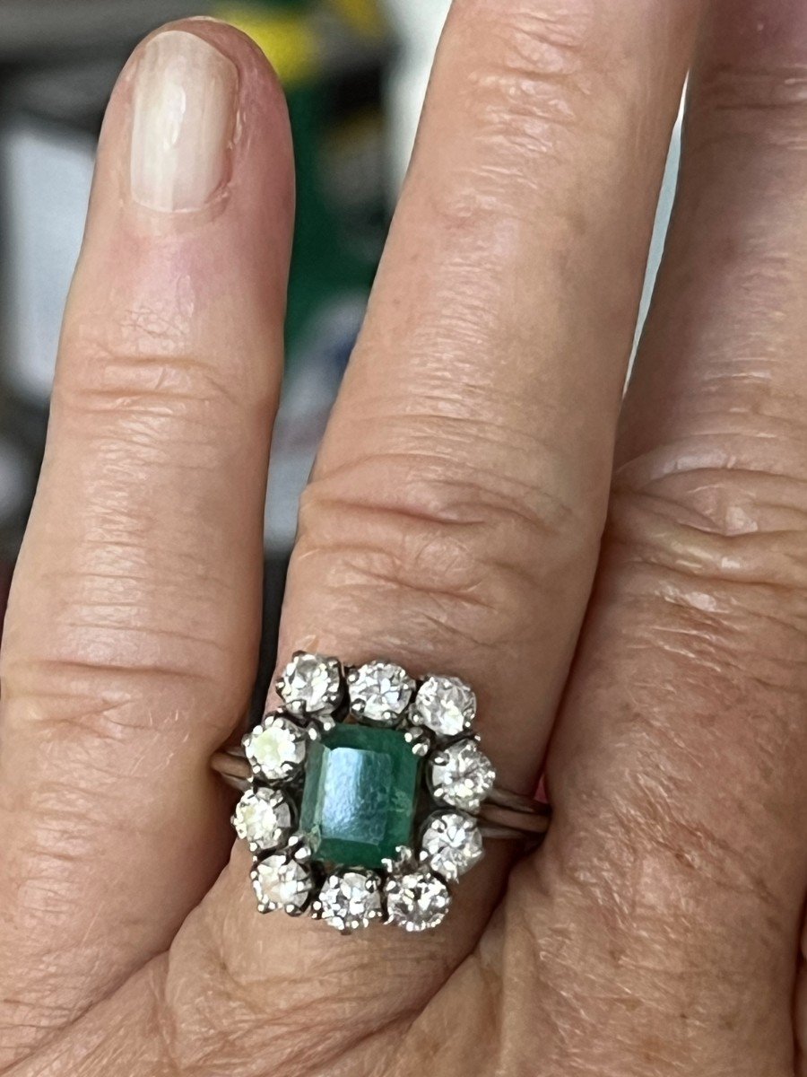 4453– White Gold Platinum Emerald Diamond Ring-photo-3