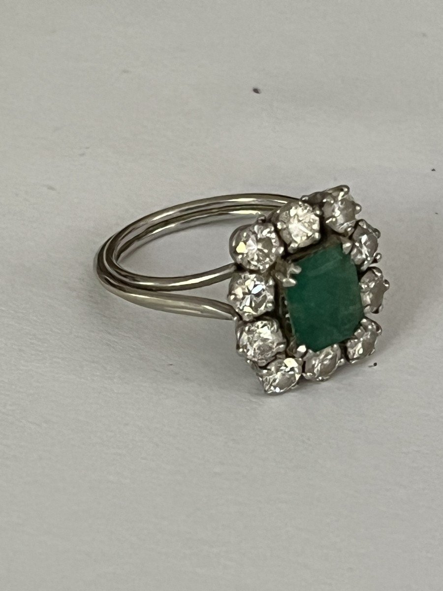 4453– White Gold Platinum Emerald Diamond Ring-photo-2