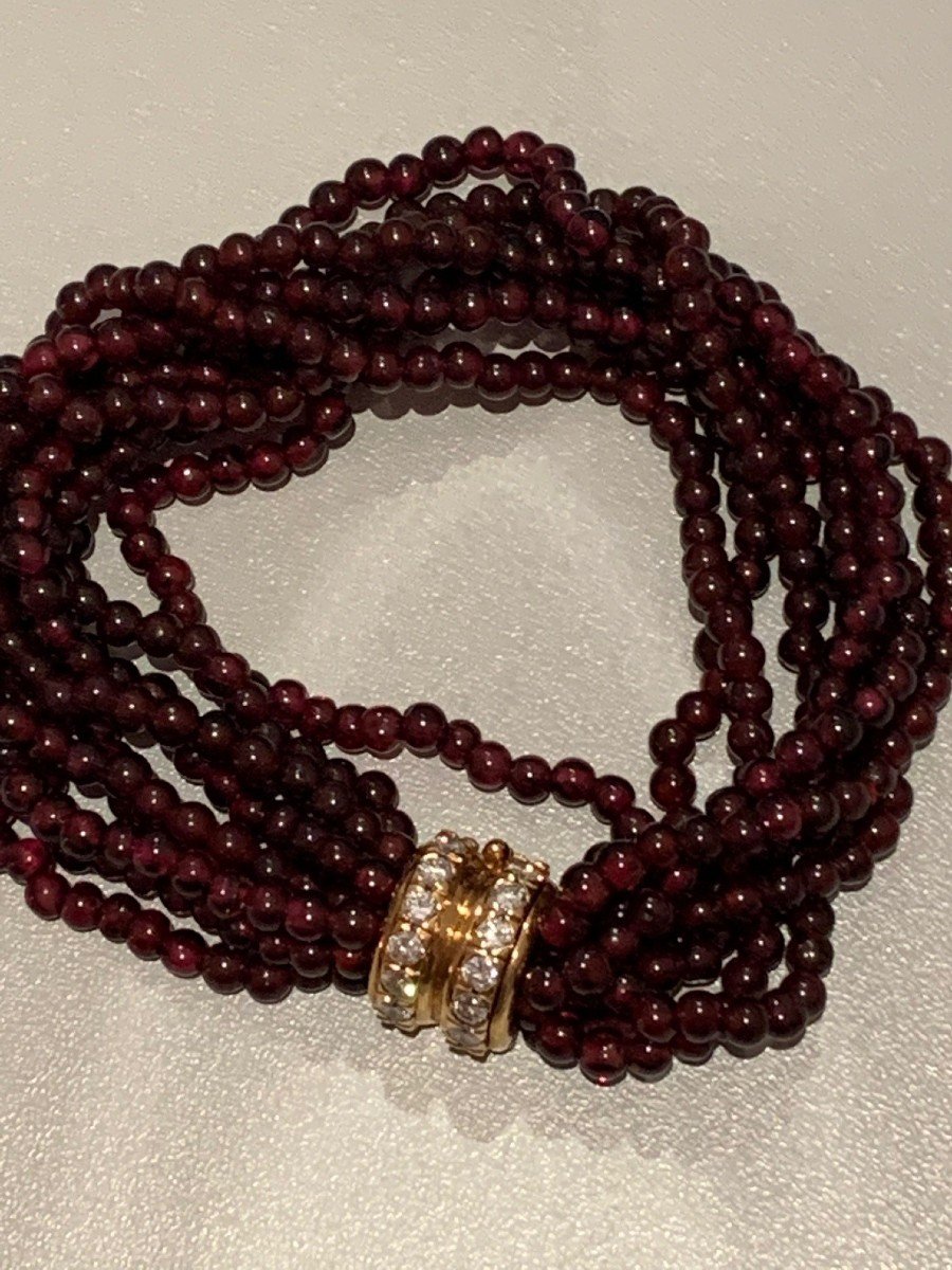 2799- Bracelet 8 Rows Garnet Balls Diamond Clasp-photo-1