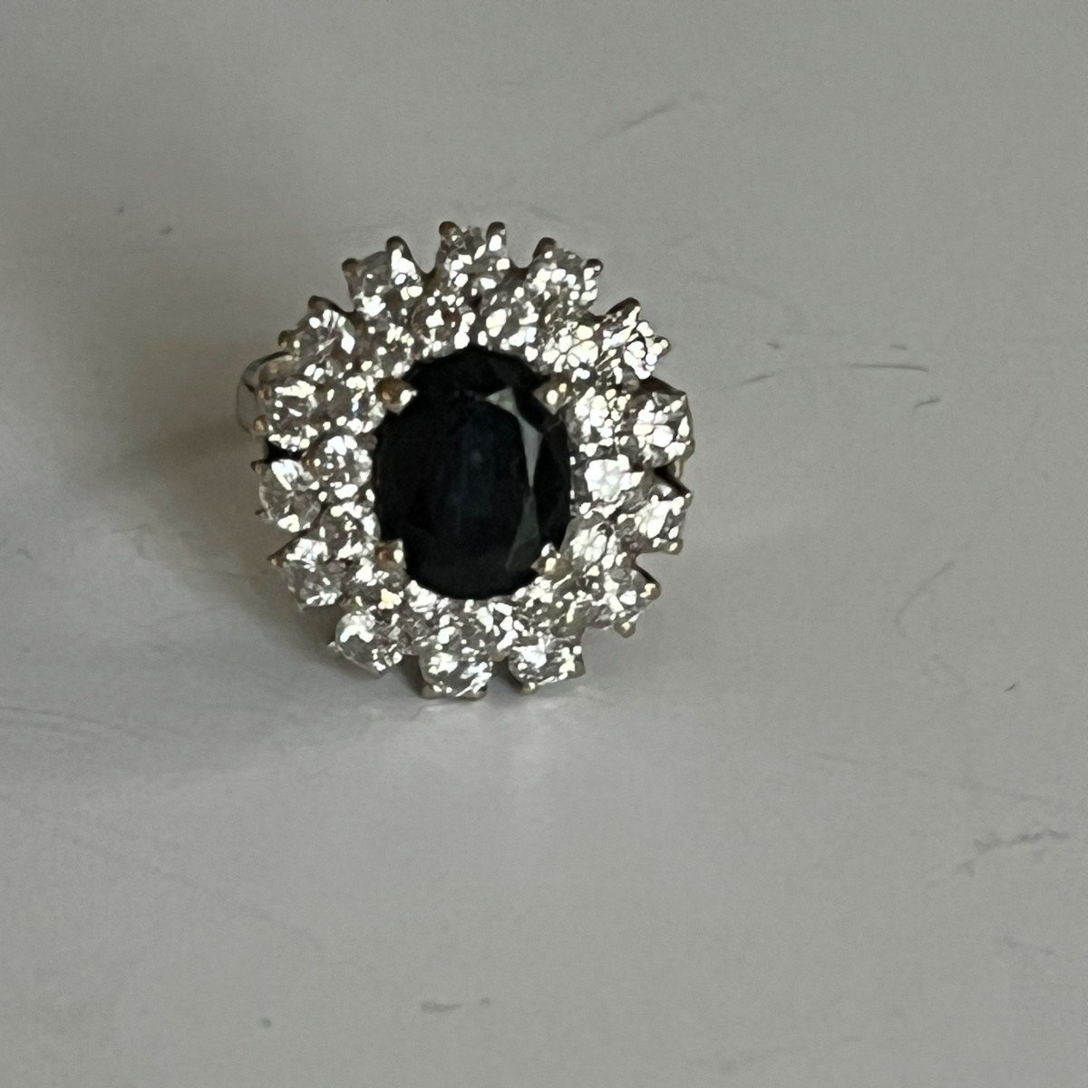 4568- White Gold Sapphire Diamond Daisy Ring