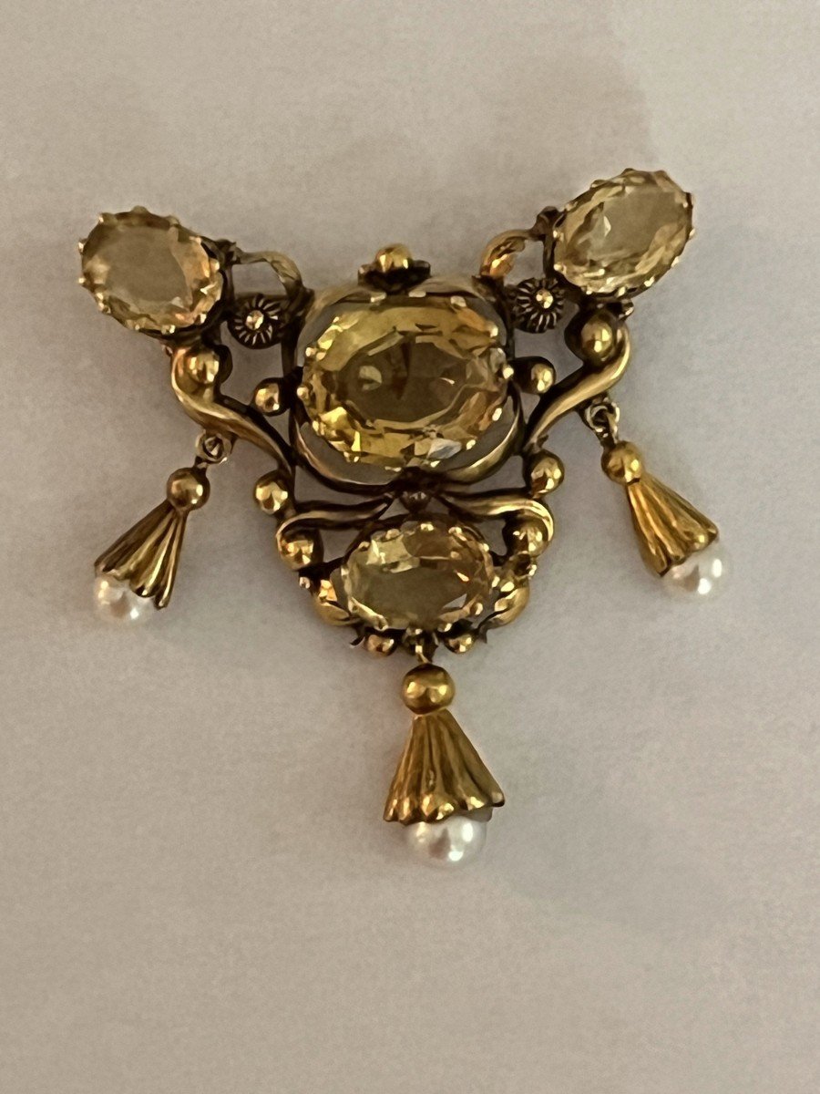 4654- Old Yellow Gold Citrine Pearl Brooch-photo-3