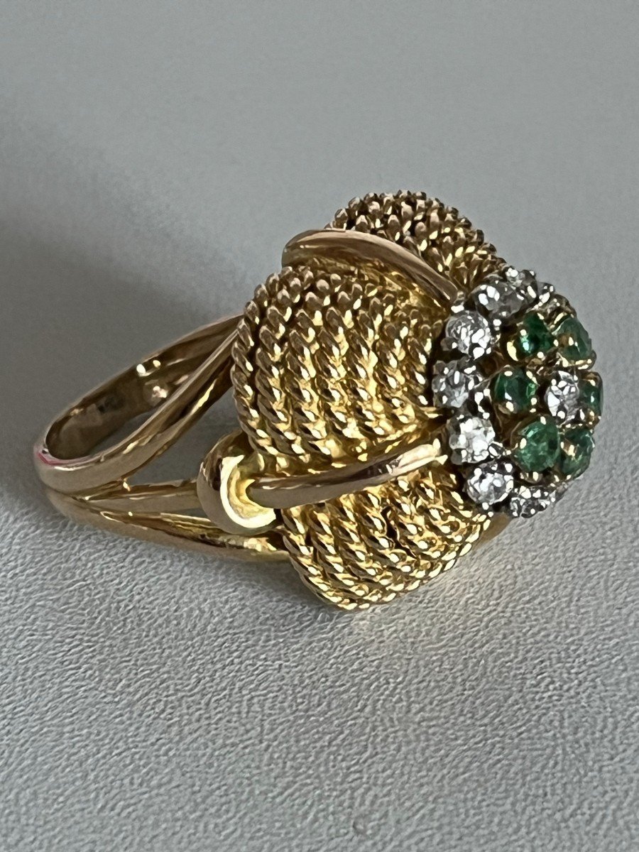 4953- Bague Bombée Années 1950 Or Jaune Emeraudes Diamants-photo-4