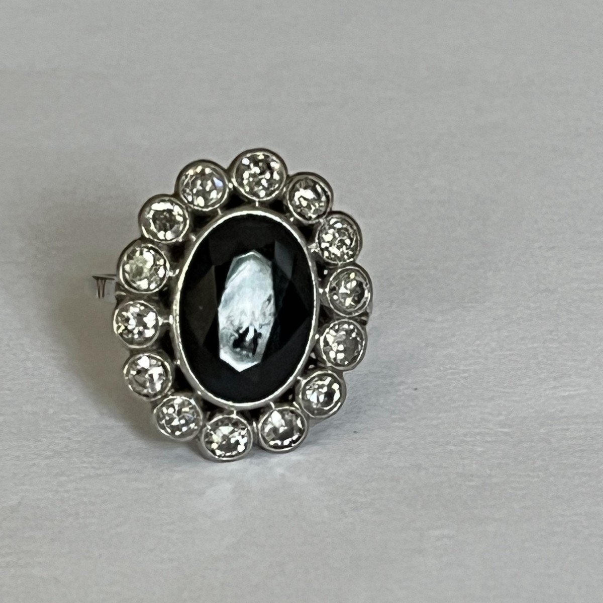 4778- Art Deco Pompadour Ring Platinum Sapphire Diamonds