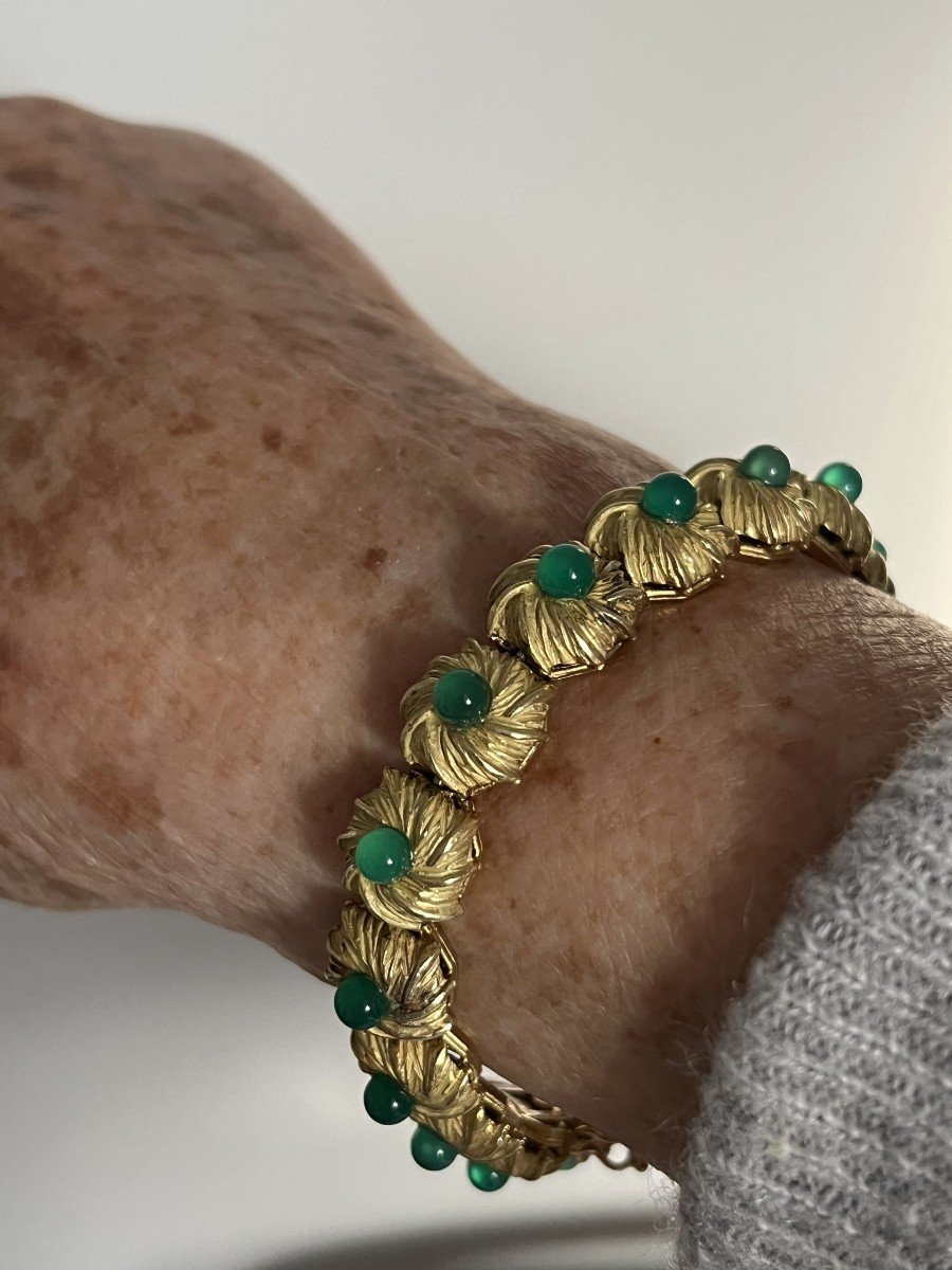 5059- Yellow Gold Guilloché Chrysoprase Bracelet-photo-4