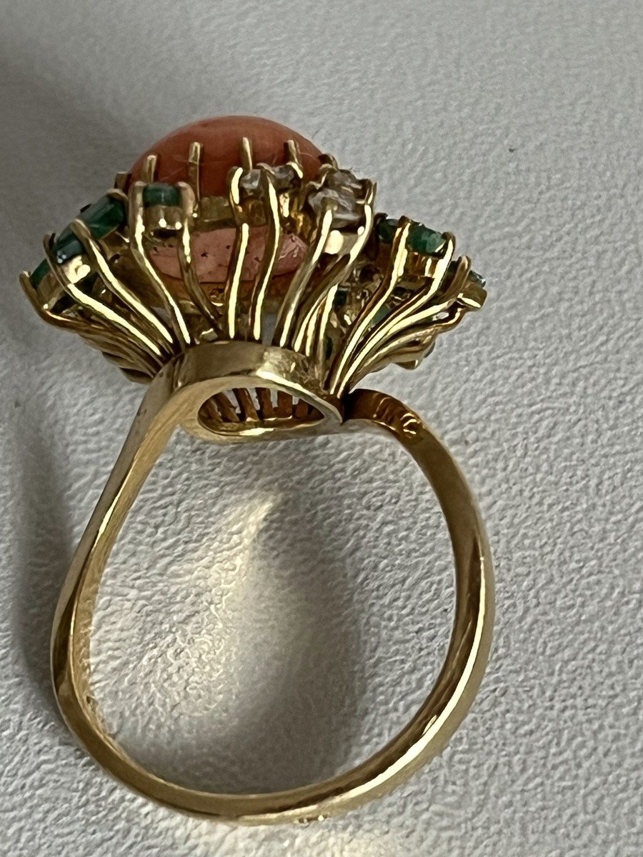 5061- Yellow Gold Coral Emeralds Diamond Ring-photo-3