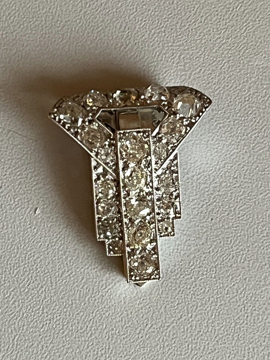 1397- Clip Art Deco Diamond Brooch 2.40 Ct-photo-4