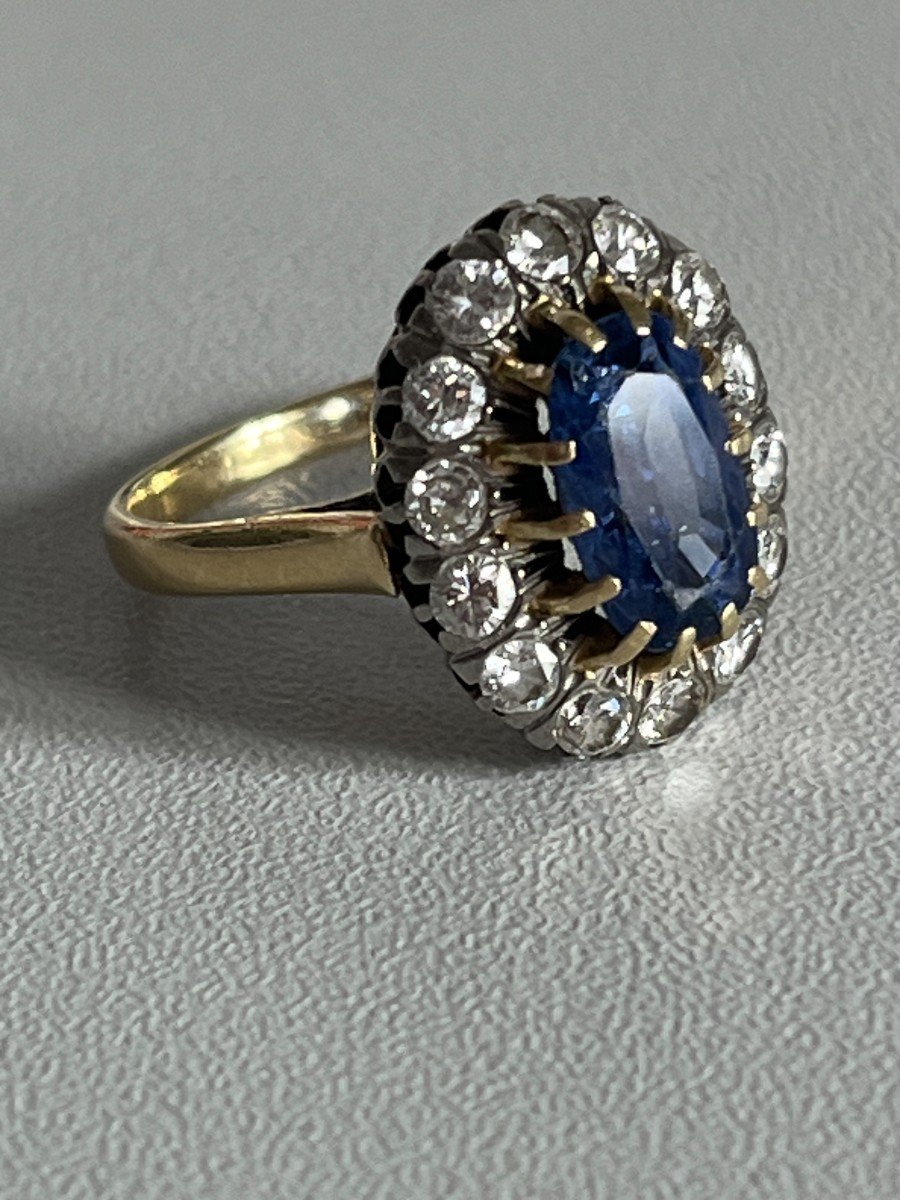 5386- 3.26 Ct Unheated Sri Lanka Sapphire And Diamonds Yellow Gold Ring-photo-2