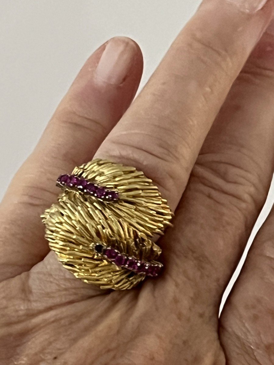 5816- Bague Or Jaune Ciselé Rubis Saphirs Roses-photo-1