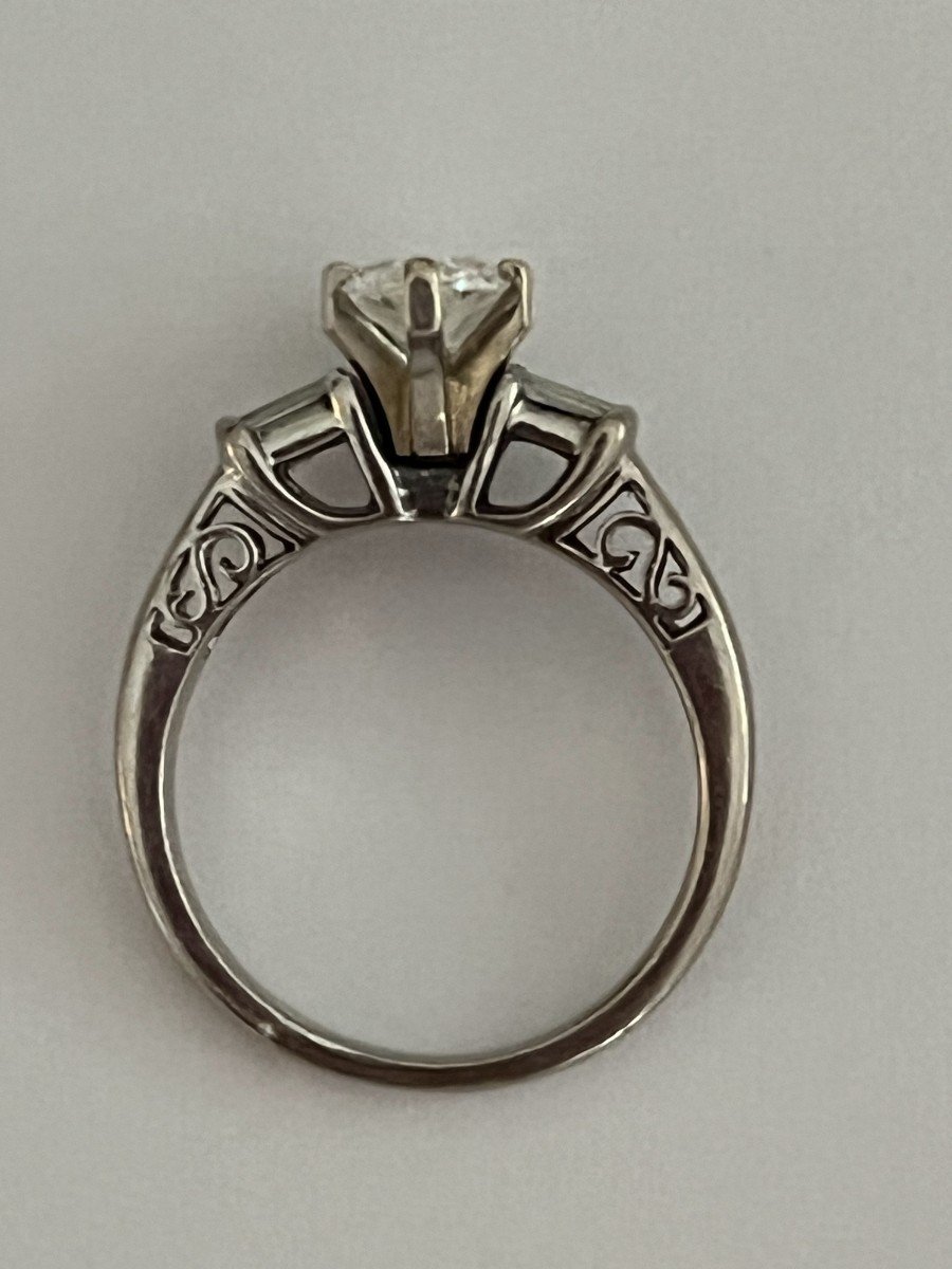5469- White Gold Ring With Marquise Diamond 1.00 Ct And Baguette Diamonds-photo-2