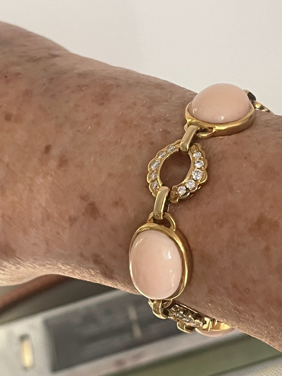 6230- Yellow Gold Coral Diamond Bracelet-photo-2