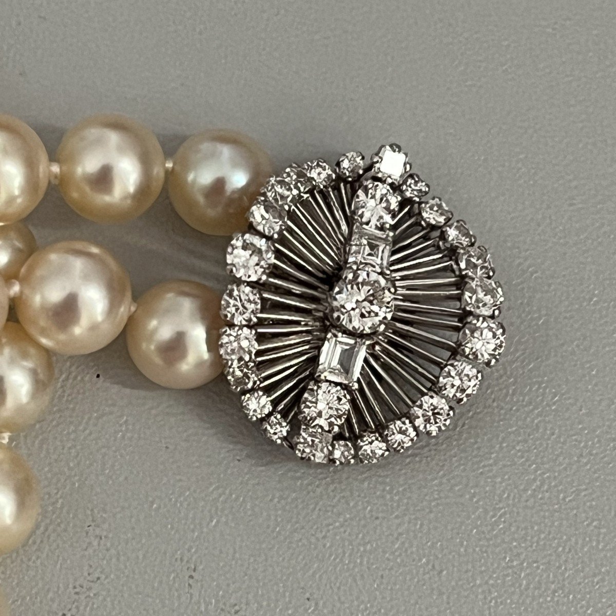 6355- Akoya Pearl Necklace 2 Rows White Gold Clasp Diamonds