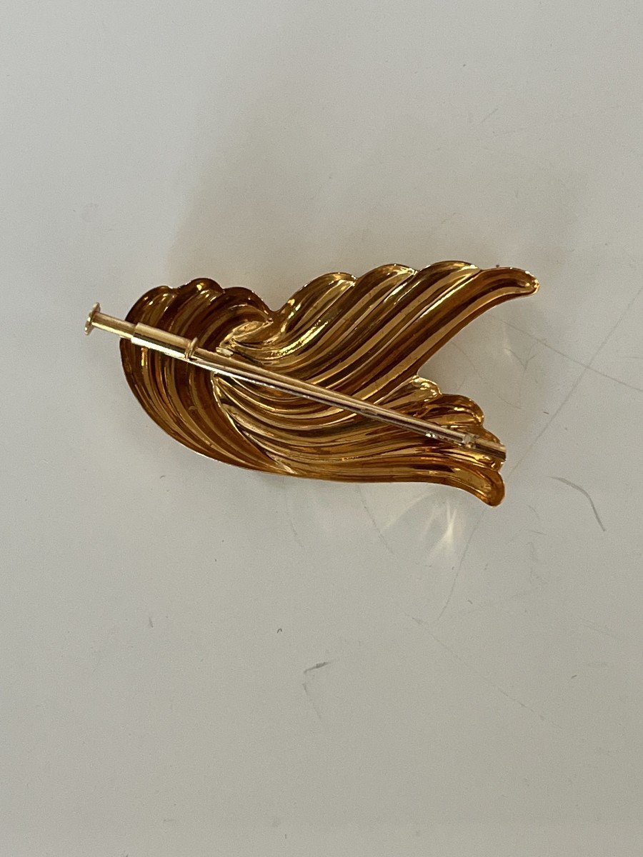 6189- Yellow Gold Scroll Brooch-photo-3