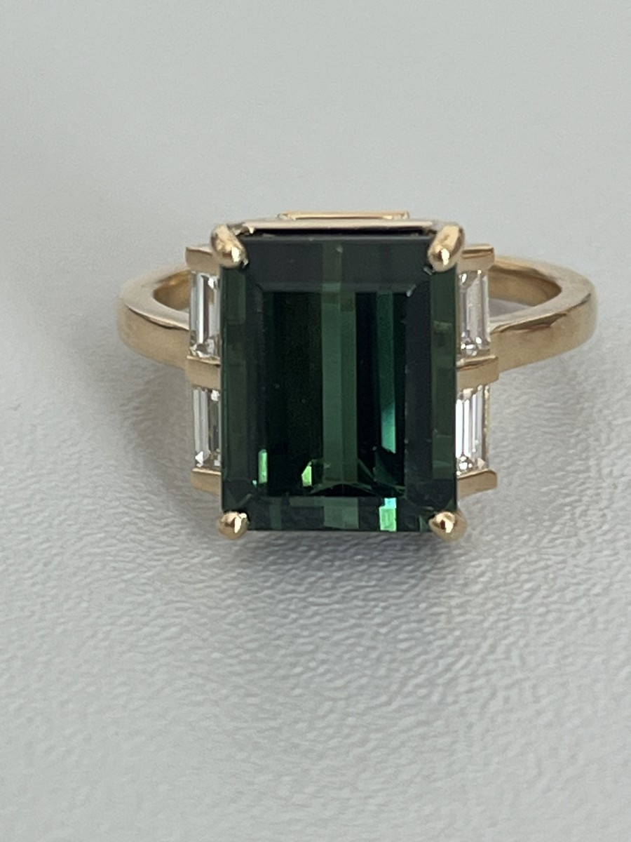 6501- Bague Or Jaune Tourmaline Verte Diamants