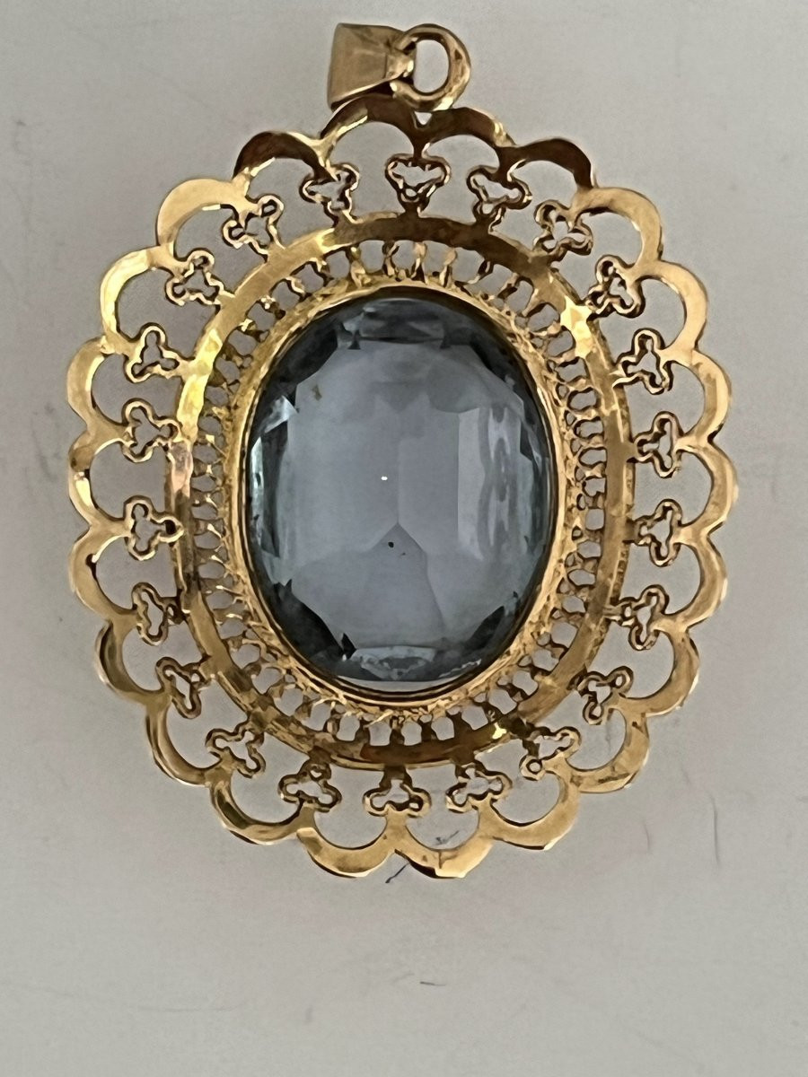 6815- Yellow Gold Blue Topaz Pendant-photo-2