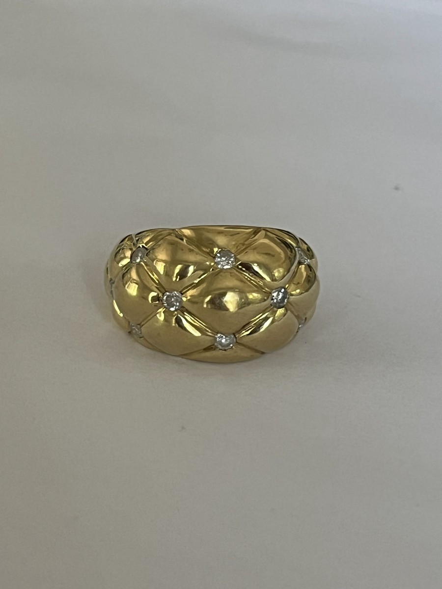 6836- Yellow Gold Diamond Quilted Ring