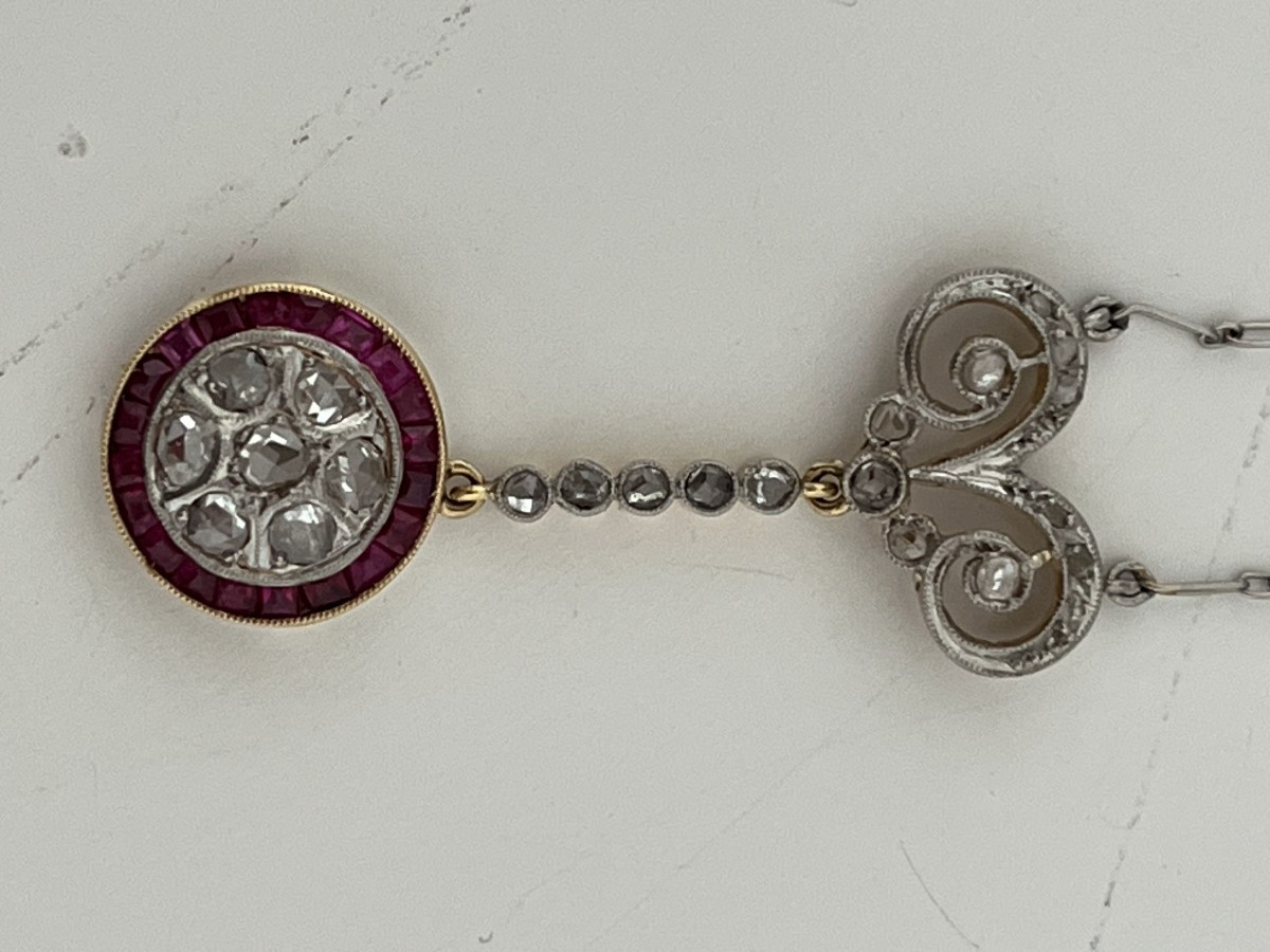 6951- Collier Négligé Or Jaune Platine Diamants Rubis