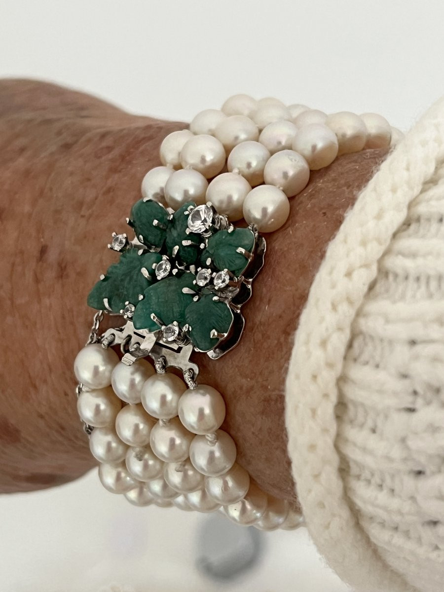 6955- 4 Row Pearl Bracelet Yellow Gold Clasp Engraved Emeralds-photo-2