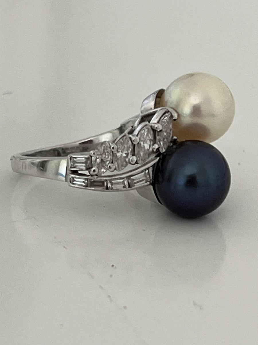 6956- Toi & Moi Platinum Ring Akoya Pearls Diamonds-photo-2