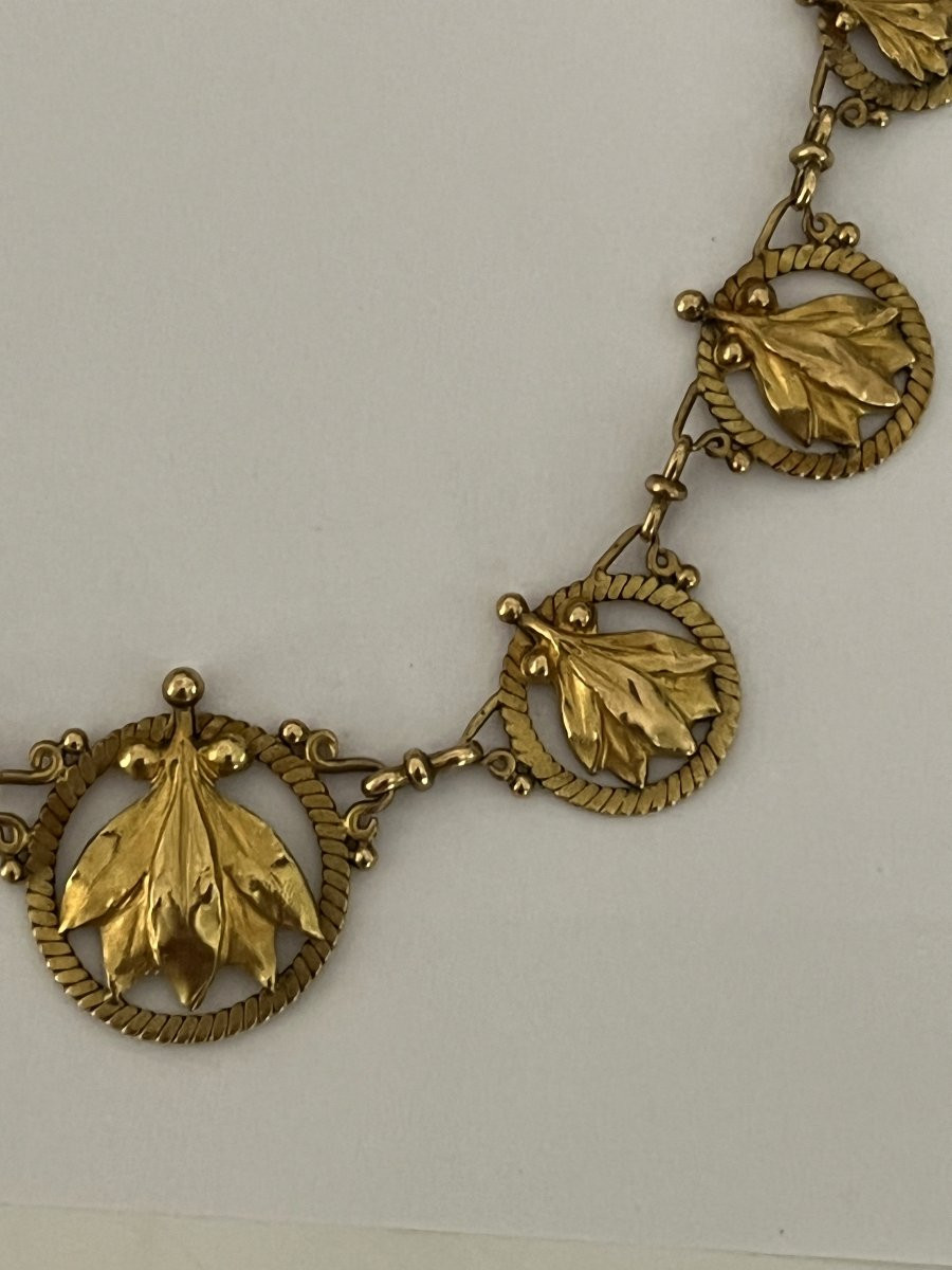 6805- Antique Yellow Gold Drapery Necklace-photo-2