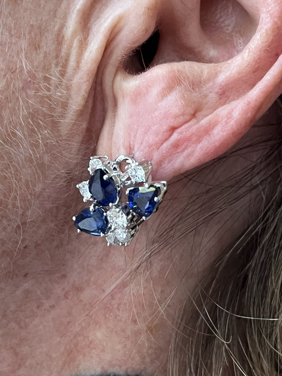 6876- White Gold Platinum Sapphires Diamond Earrings-photo-3