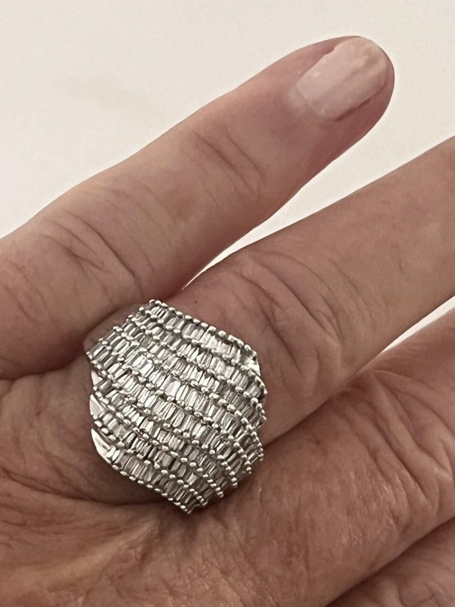 6928- White Gold And Diamond Domed Ring -photo-2