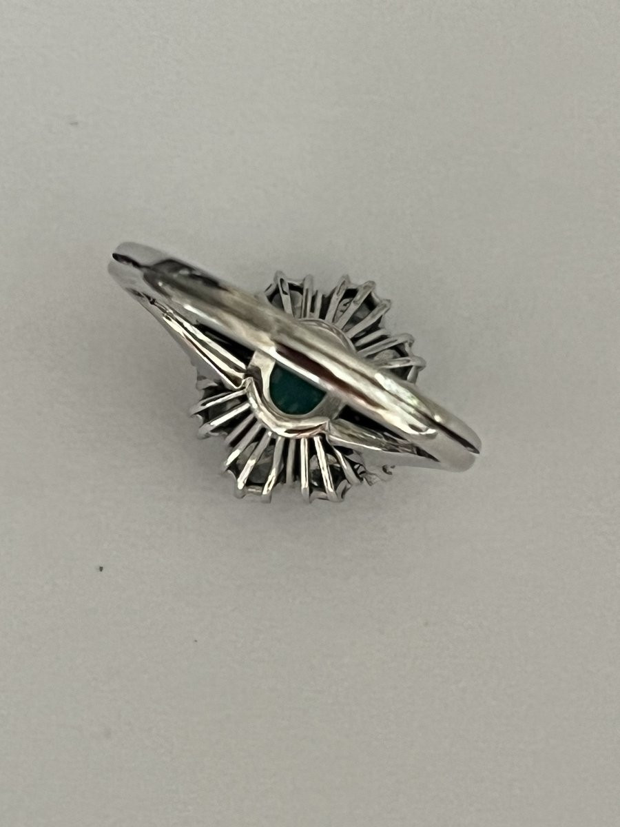 7043- Bague Or Gris Emeraude Diamants 1,20 ct-photo-3