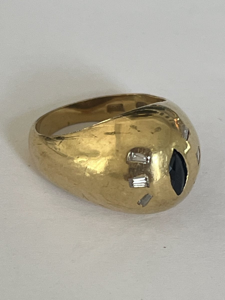 7056 - Yellow Gold Bangle Ring With Sapphire And Diamonds-photo-4