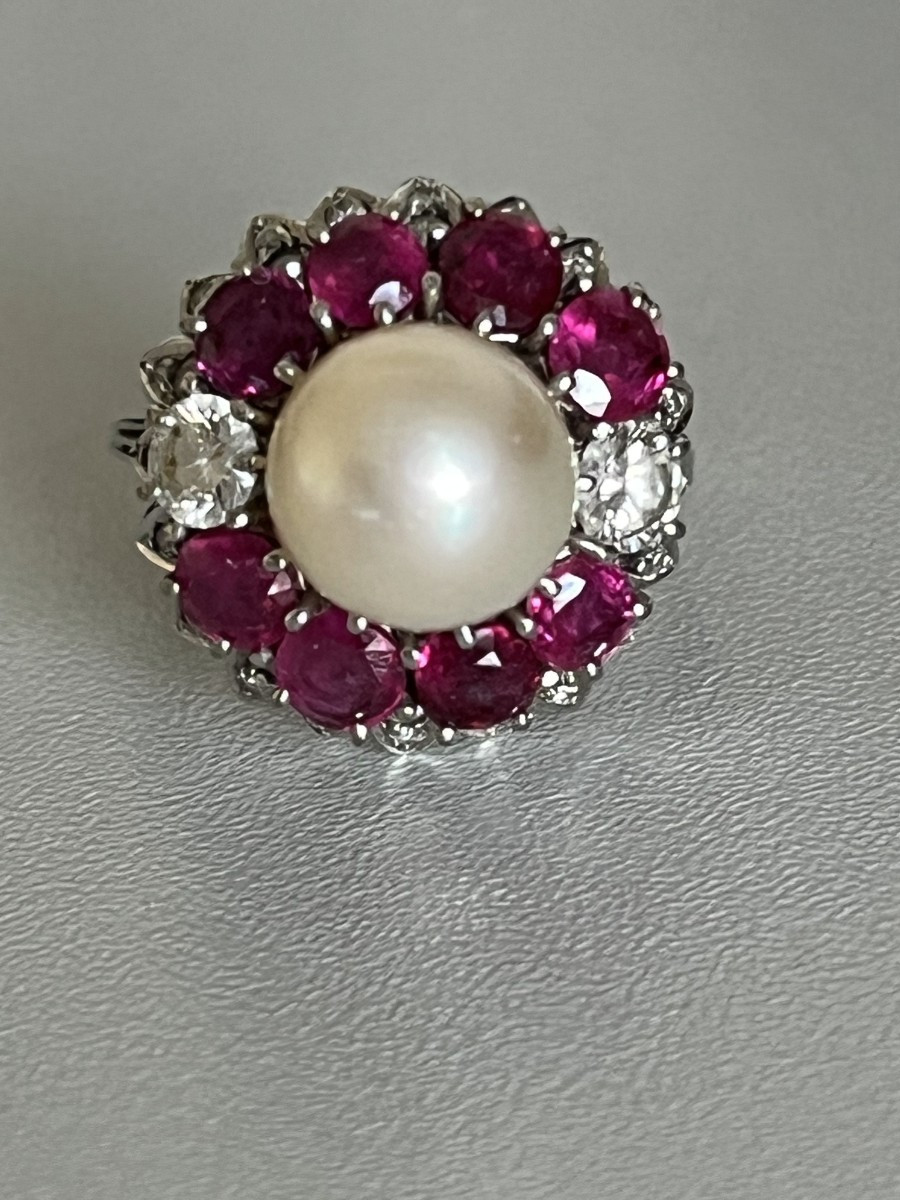 7105 - Vintage Ring In White Gold With Pearl, Ruby, And Diamonds