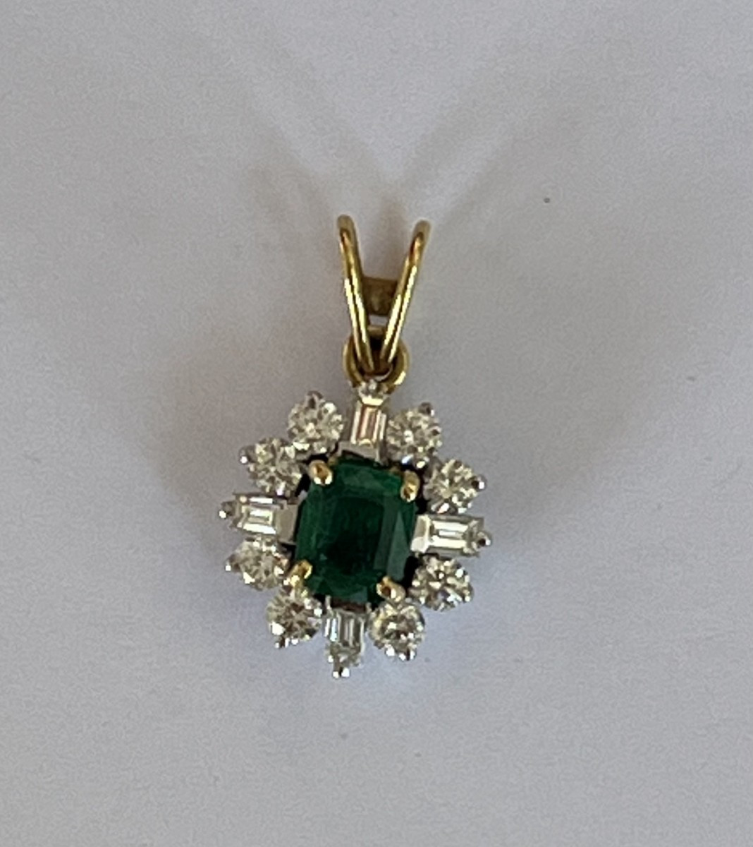 7037 - Yellow Gold Emerald And Diamond Pendant