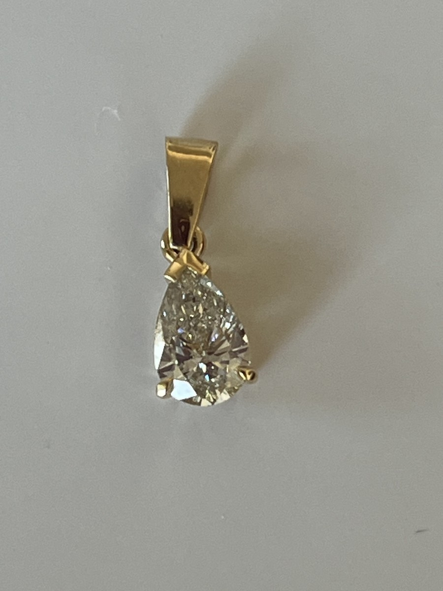 6261- Pendentif Or Jaune Diamant de Synthèse 0,88 ct