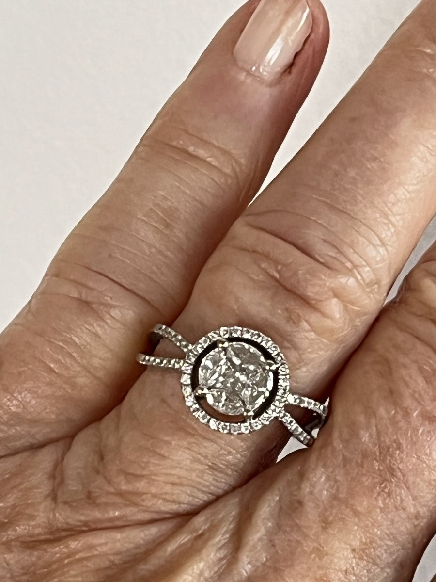 7098 - White Gold Diamond Ring-photo-2