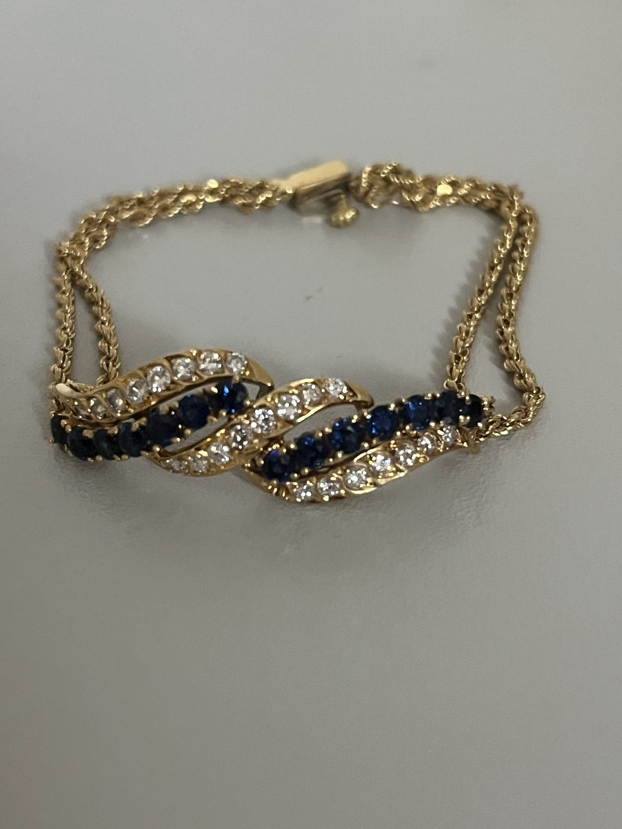 7181b - Vintage Twisted Yellow Gold Flexible Bracelet With Sapphires And Diamonds