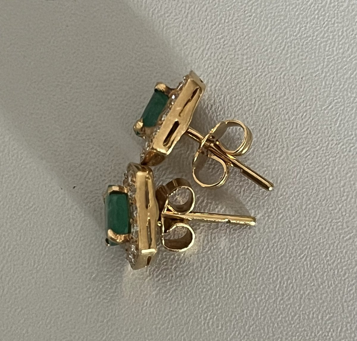 7188 - Yellow Gold Emerald And Diamond Earrings-photo-2