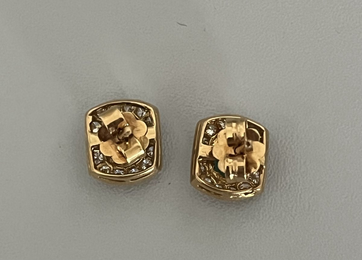 7188 - Yellow Gold Emerald And Diamond Earrings-photo-3