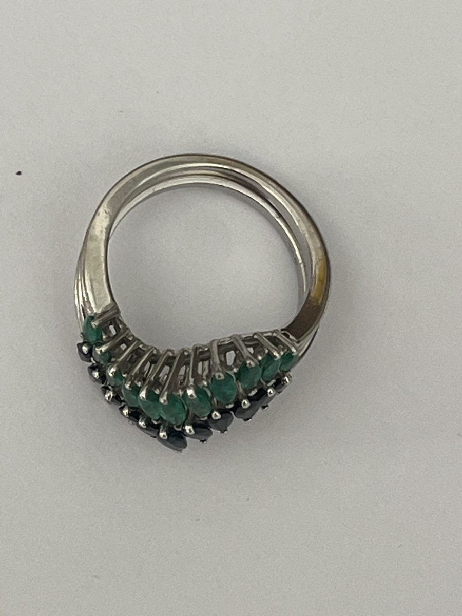 6796- Bague Or Gris Saphirs Emeraudes-photo-2