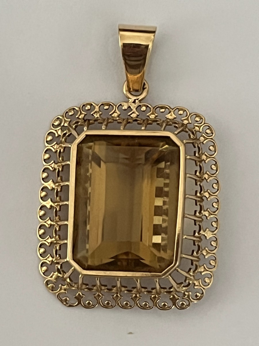 6803- Important Pendentif Or Jaune Citrine