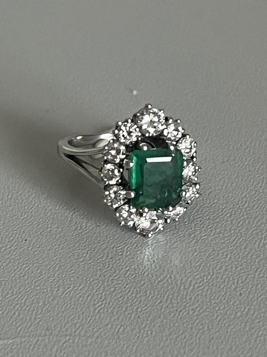 7228- Bague Fleur Or Gris Emeraude 2,72 ct Diamants 1,20 ct-photo-1