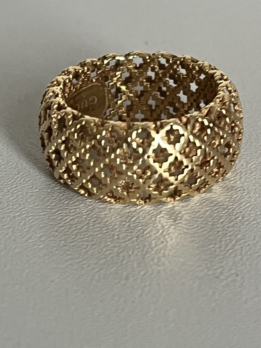 7198 - Yellow Gold Band Ring Signed Gucci