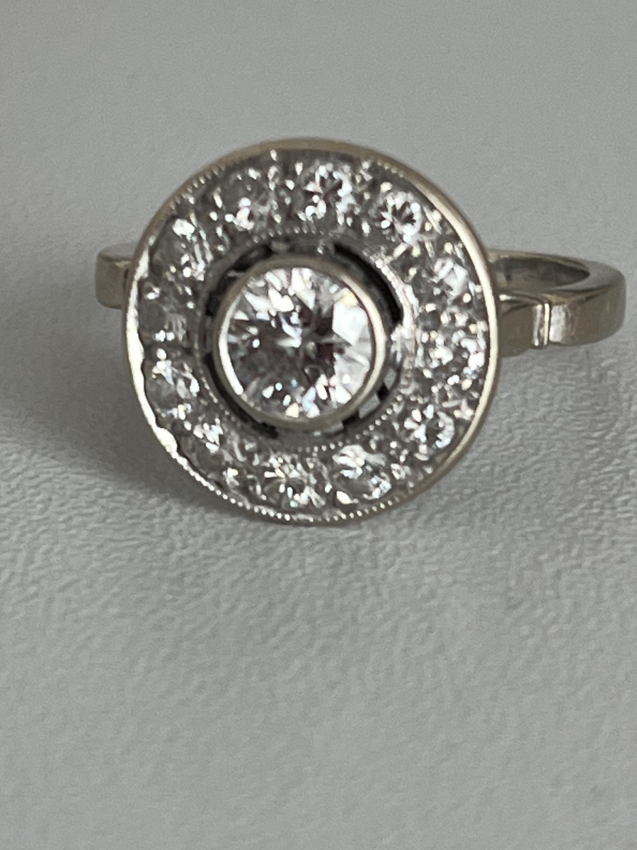 6648 - Vintage Target Ring In Grey Gold With Diamonds (0.50 Ct In The Center)