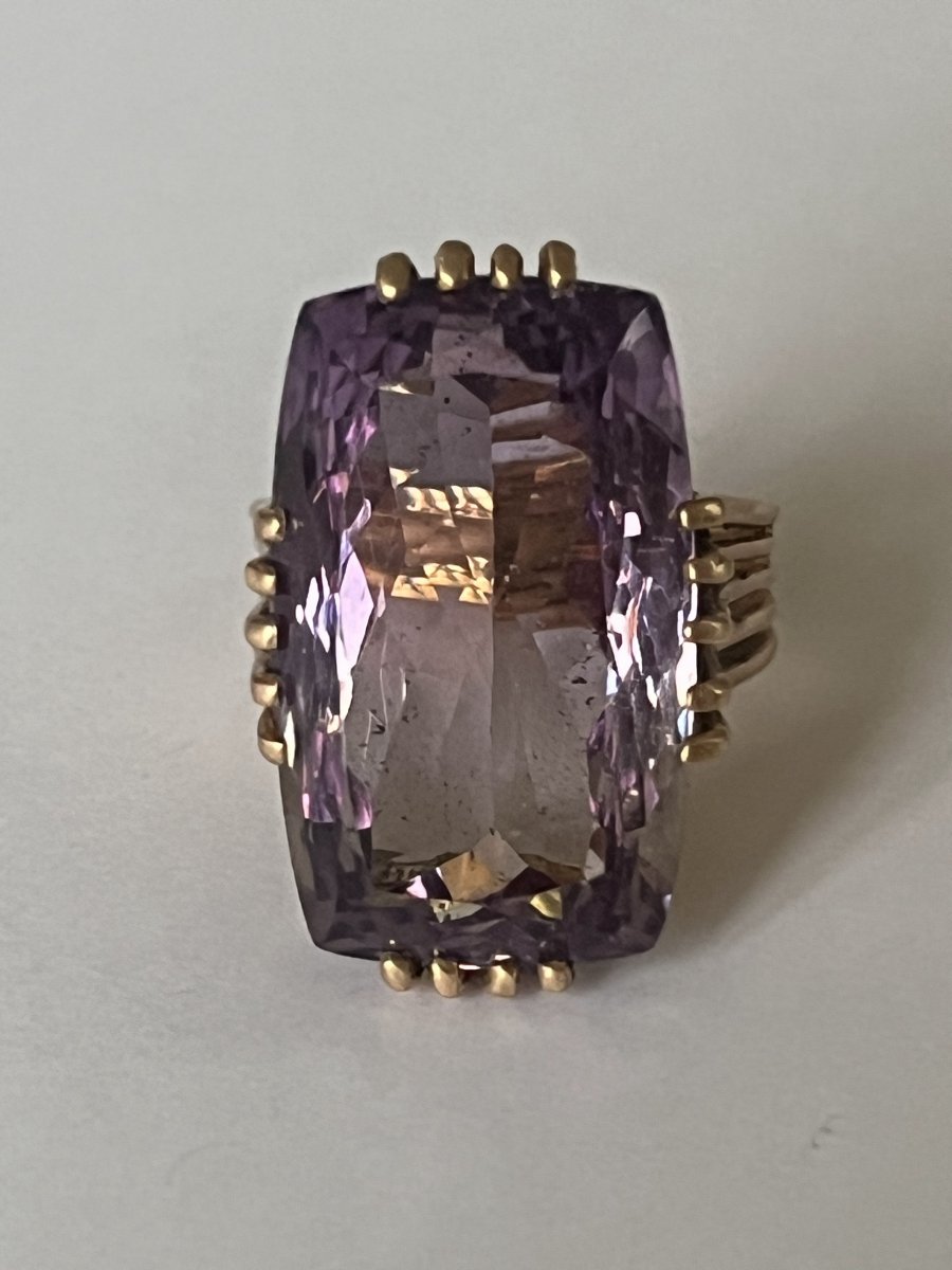 867 - Important Vintage Yellow Gold Amethyst Ring