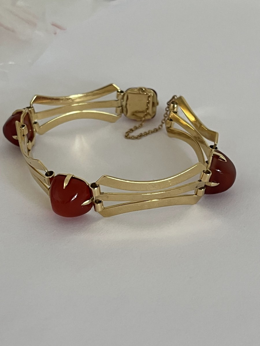 7033- Art Deco Yellow Gold Carnelian Bracelet